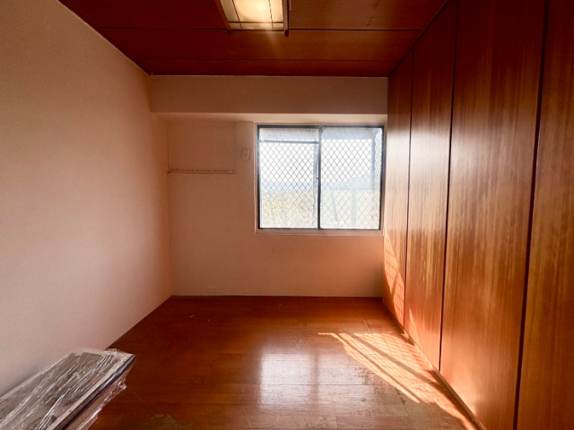 五股買房賣屋低公設景觀四房車,新北市五股區凌雲路一段