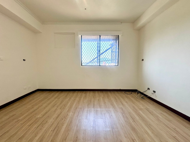 五股買房賣屋低公設景觀四房車,新北市五股區凌雲路一段