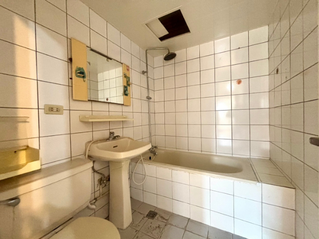 五股買房賣屋低公設景觀四房車,新北市五股區凌雲路一段