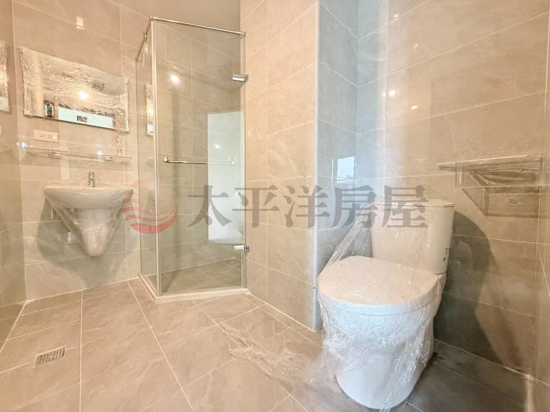 泰山買房賣屋稀有全新明廳兩房,新北市泰山區明志路二段