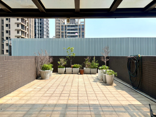 ☀五股買房賣屋SKY1大露臺精裝兩房車,新北市五股區新五路三段