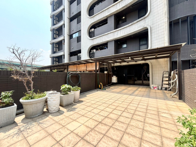 ☀五股買房賣屋SKY1大露臺精裝兩房車,新北市五股區新五路三段