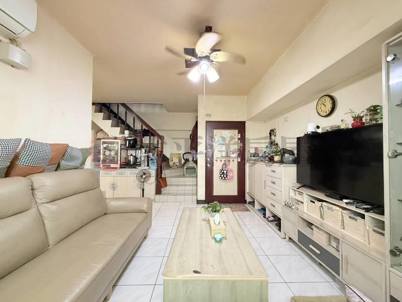 ☀星洲挑高大空間四房大車位,新北市五股區成泰路一段