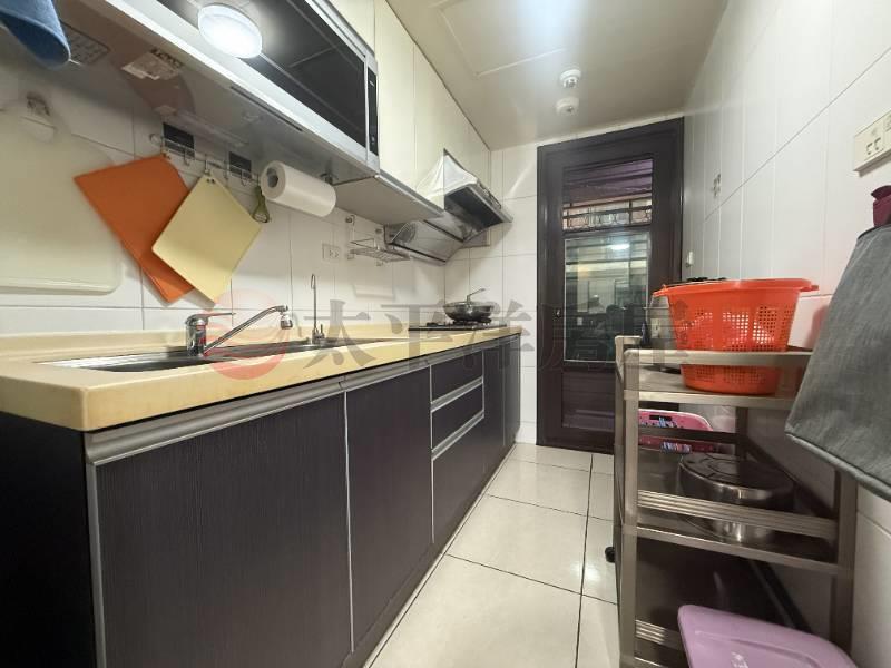 泰山買房賣屋可可亞明亮三房車,新北市泰山區文程路