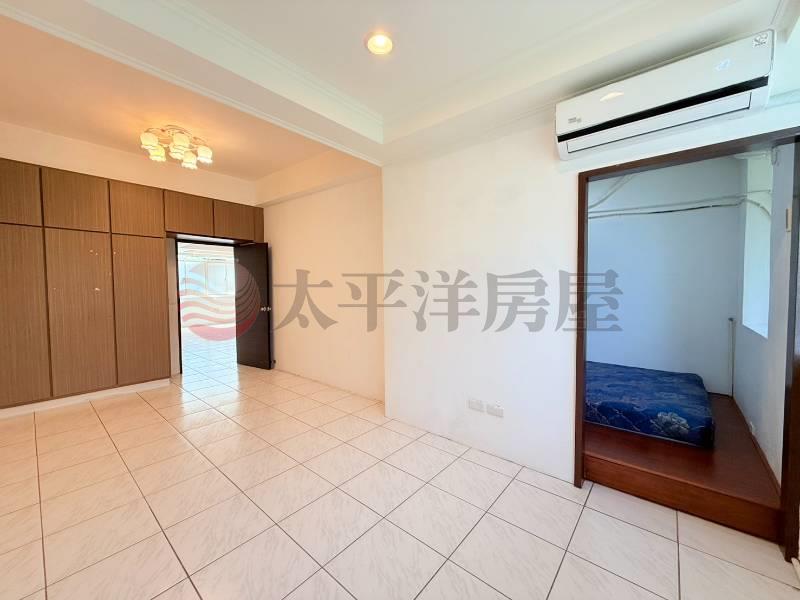 泰山買房賣屋天然瓦斯清幽6房頂佳,新北市泰山區辭修路