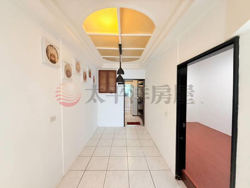 泰山買房賣屋天然瓦斯清幽6房頂佳,新北市泰山區辭修路