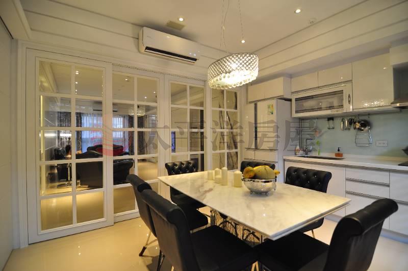 泰山買房賣屋玄泰享生活貴族兩房車,新北市泰山區仁武街