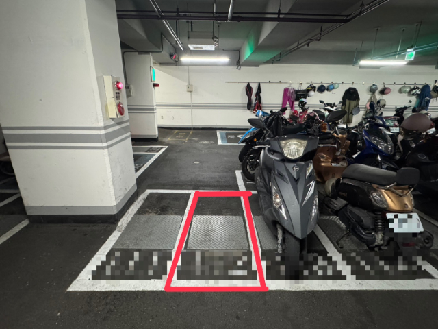 五股買房賣屋世界高樓邊間三房車,新北市五股區新城三路