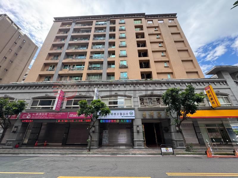 泰山買房賣屋武泰富貴十八甲大三房車,新北市泰山區仁德路