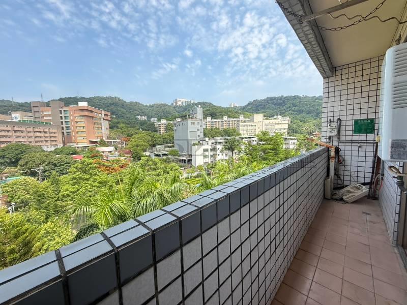 明志天地公園邊間華廈三房,新北市泰山區明志路三段