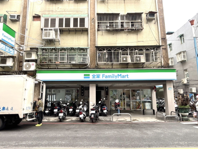 五股買房賣屋陸光方正美三房車,新北市五股區六合街