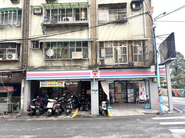 五股買房賣屋陸光方正美三房車,新北市五股區六合街
