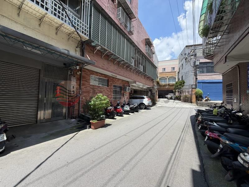 近交流道稀有透天廠(工業用),新北市泰山區明志路一段