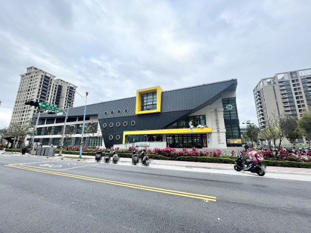五股買房賣屋洲子洋鄰馬路1+2樓金店面,新北市五股區新五路二段