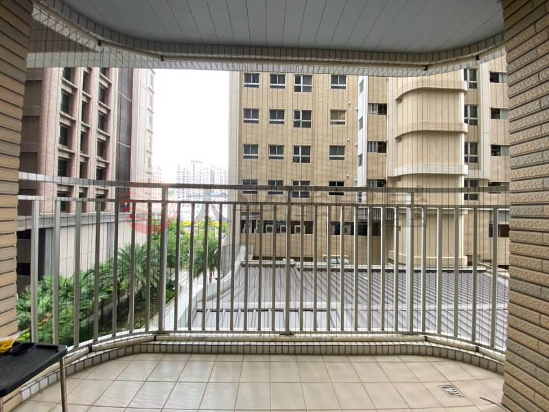 麗寶微風前後陽台三房車,新北市五股區新五路三段