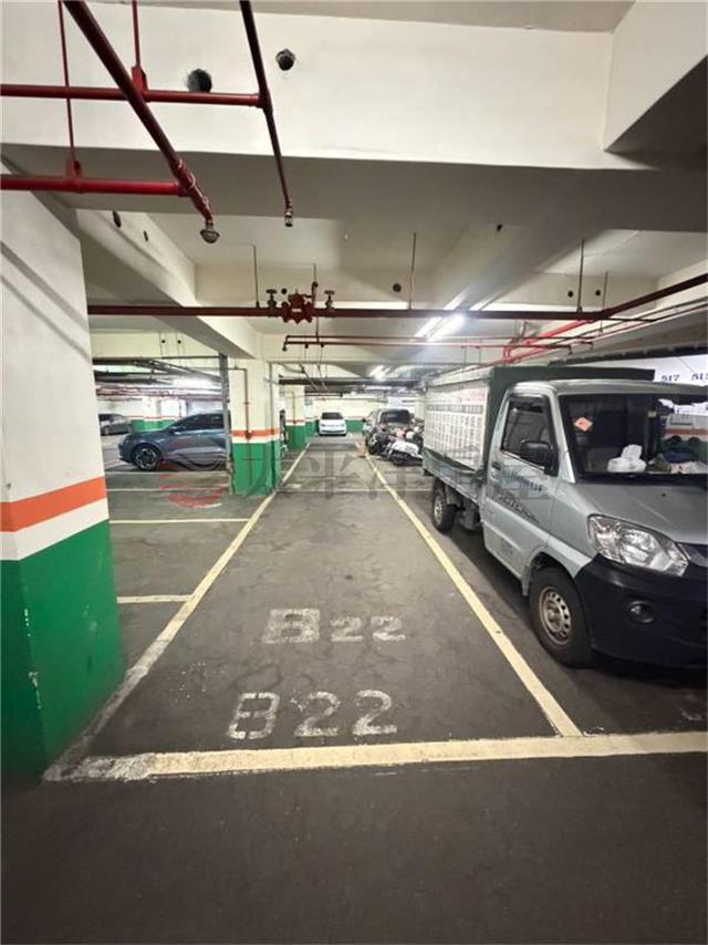 泰山買房賣貴和旁大空間明亮廠辦(工業用),新北市泰山區新北大道六段