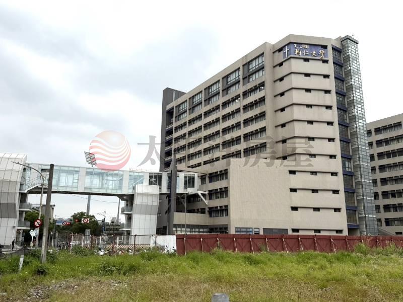 泰山買房賣貴和旁大空間明亮廠辦(工業用),新北市泰山區新北大道六段