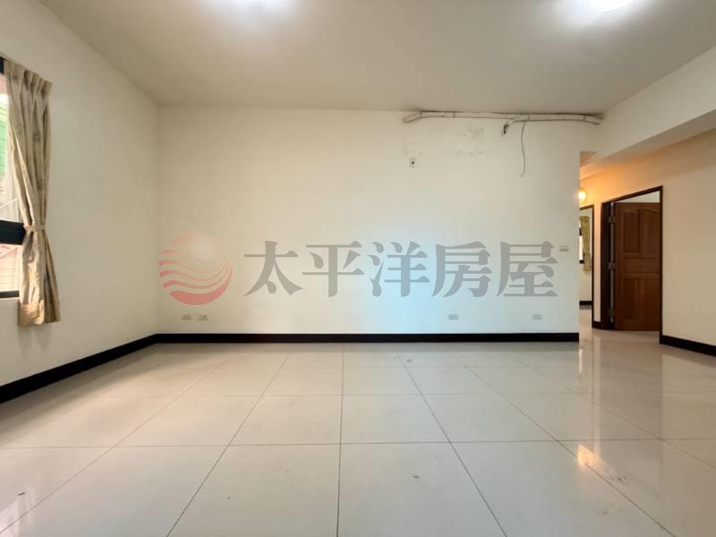 泰山買房賣屋金鑽方正三房車,新北市泰山區楓江路