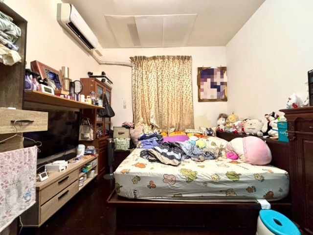 五股買房賣屋挑高3米7低公設三房車,新北市五股區御史路