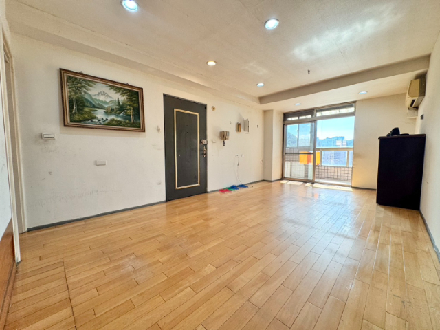 泰山買房賣屋高樓美景邊間三房,新北市泰山區泰林路二段