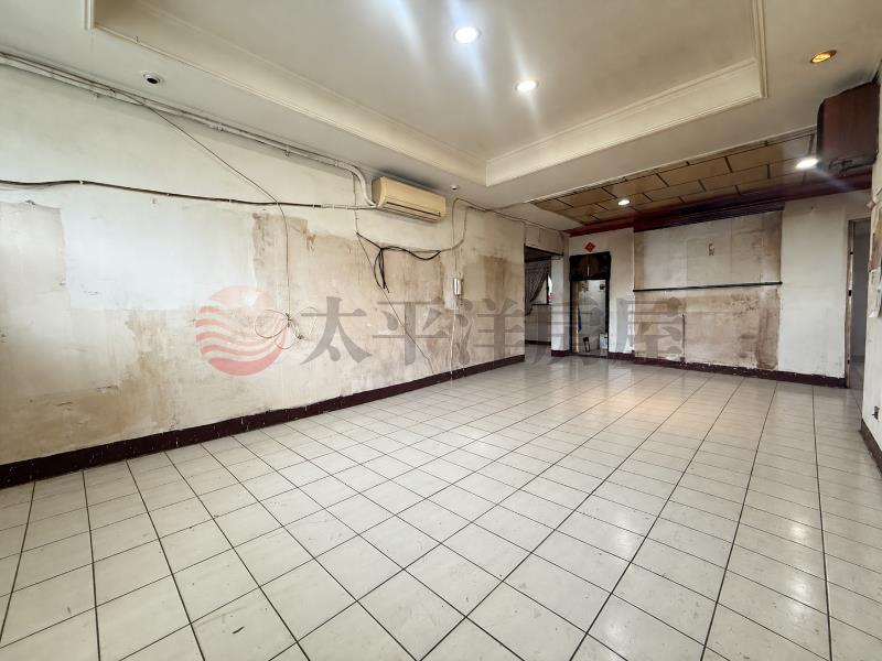 泰山買房賣屋新生方正視野好公寓,新北市泰山區新生路