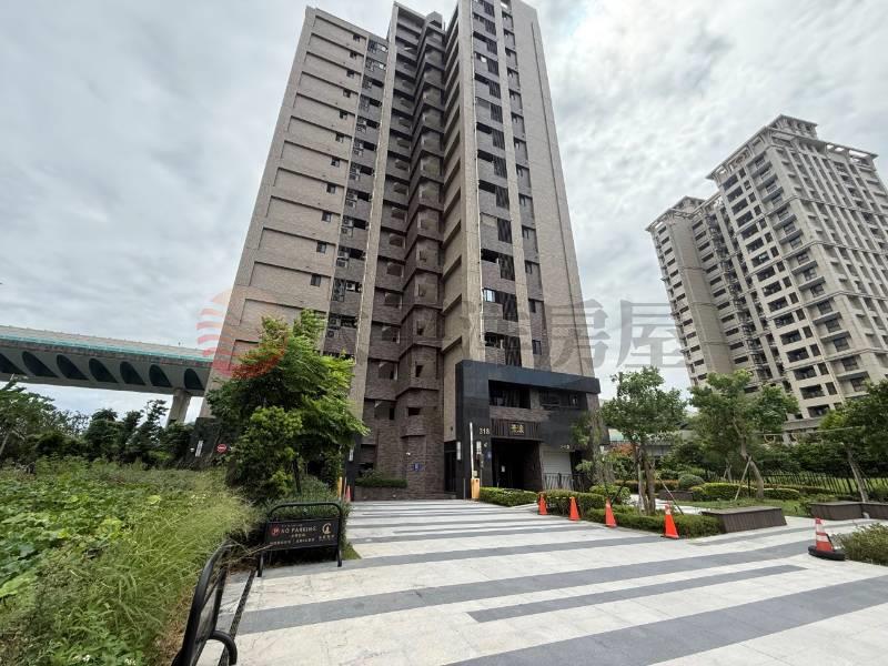五股買房賣屋運動中心房金店面,新北市五股區成泰路三段