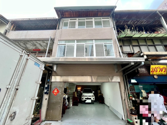 五股買房賣屋路邊全新整理美透天,新北市五股區成泰路三段