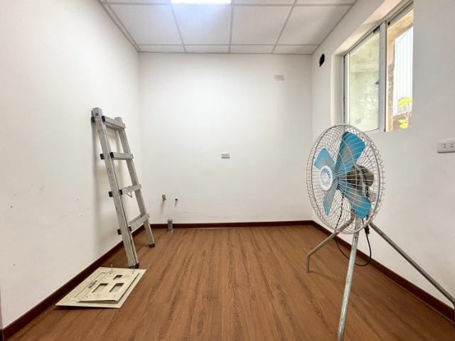 五股買房賣屋路邊全新整理美透天,新北市五股區成泰路三段